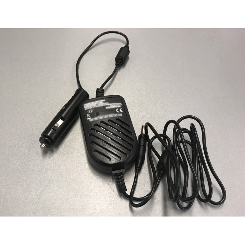 Verifone VX-680 Maksupäätteen autolaturi 12V