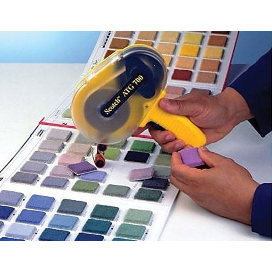 3M Scotch T700 - Teippilaite 2-puoleisille teipeille (siirtoteipeille).