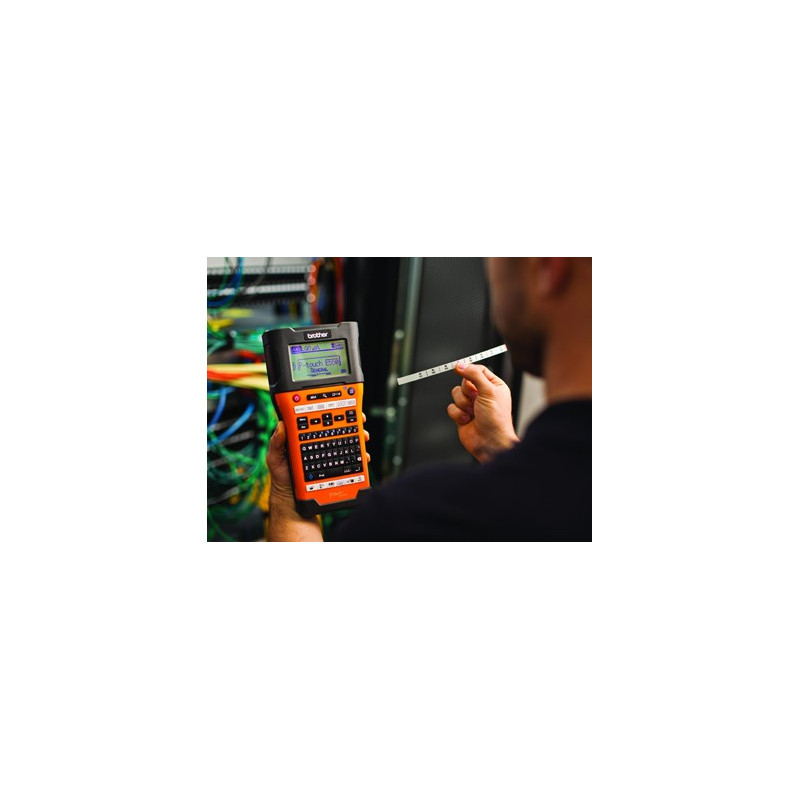 Brother PT-E300VP tarrakirjoitin