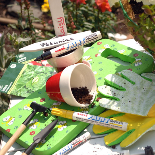 Maalikynä 2,5mm UNI PX-20 Paint Marker, markkinoiden kestävin maalitussi