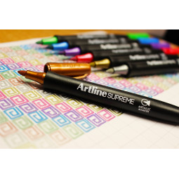 Artline Supreme Hopea Metallic Marker - upeaa metallinhohtoa luovaan työhön