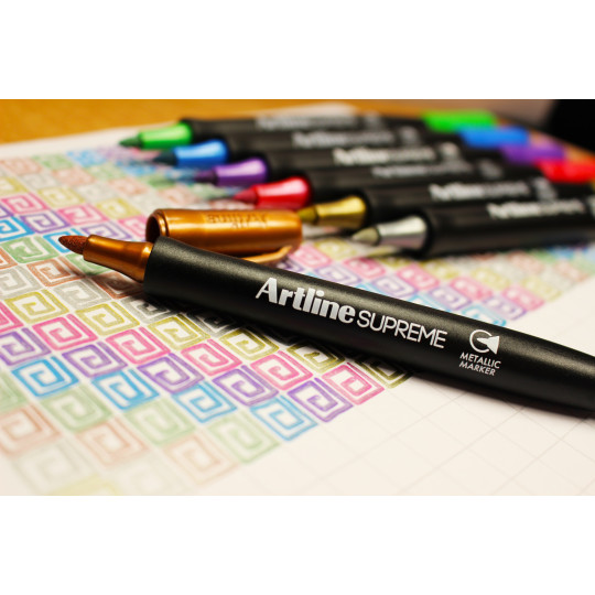 Artline Supreme Hopea Metallic Marker - upeaa metallinhohtoa luovaan työhön
