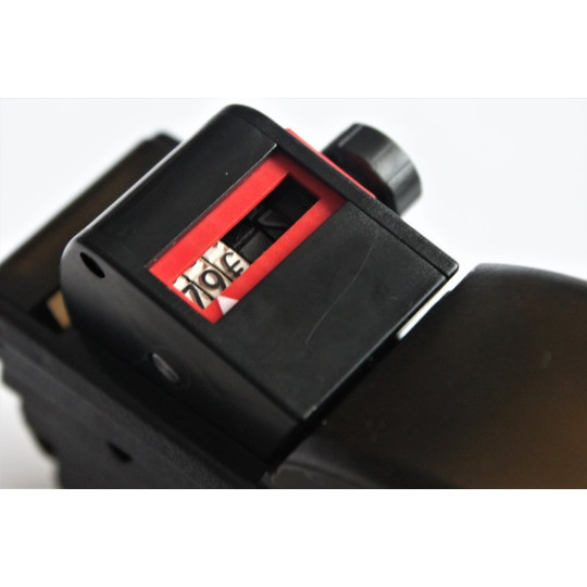 Hinnoittelija  Blitz C6 1-rivinen