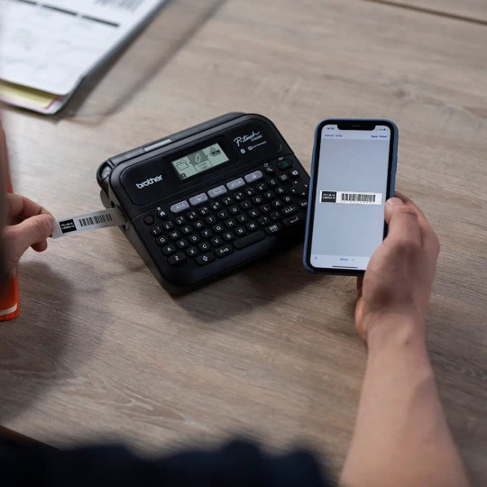 Brother PT-D460BTVP P-Touch tarrakirjoitin työpöydälle / sisältää kantolaukun