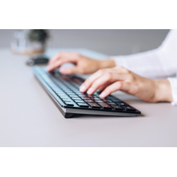 Langaton näppäimistö Cherry KW9100 - ohut, tyylikäs ja ladattava