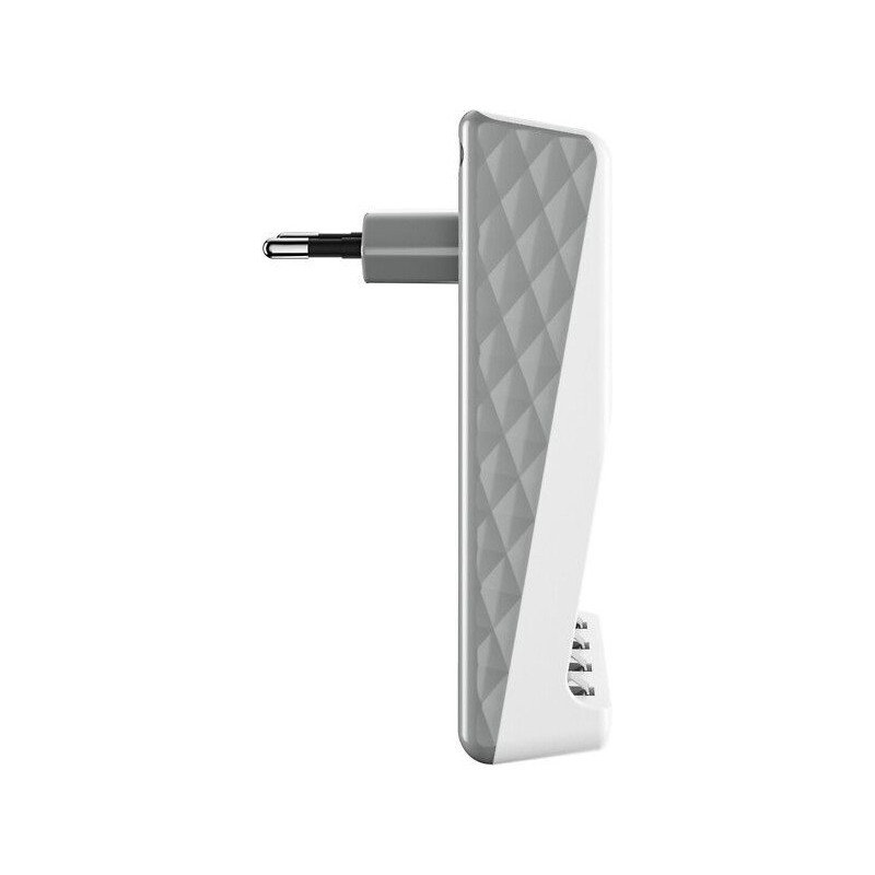 Laturi Varta Plug Charger 4 x AA/AAA 2100mAh