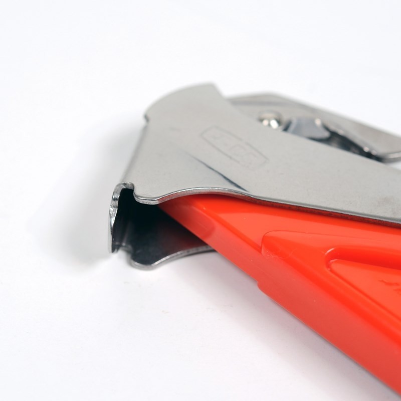 Turvallinen pahviveitsi 18mm NT-Cutter R-1200