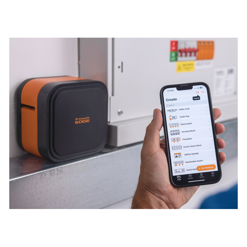 Brother Cube PT-E920BT Pro Edge Tarrakirjoitin