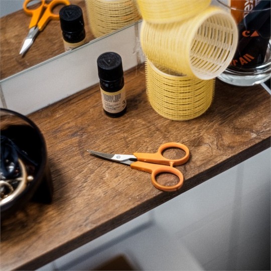 Kaarevateräiset sakset 10cm Fiskars Classic