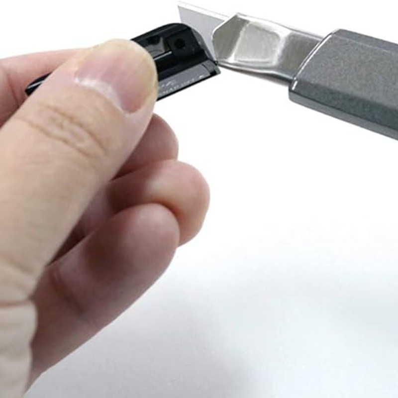 Pahviveitsi 9mm NT-Cutter A-300GRP, metallinen katkoteräveitsi ammattilaisille