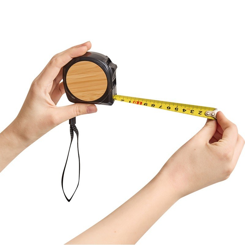 Perinteinen liikelahja mittanauha Bamboo Measure omalla logolla sopii joka käteen.