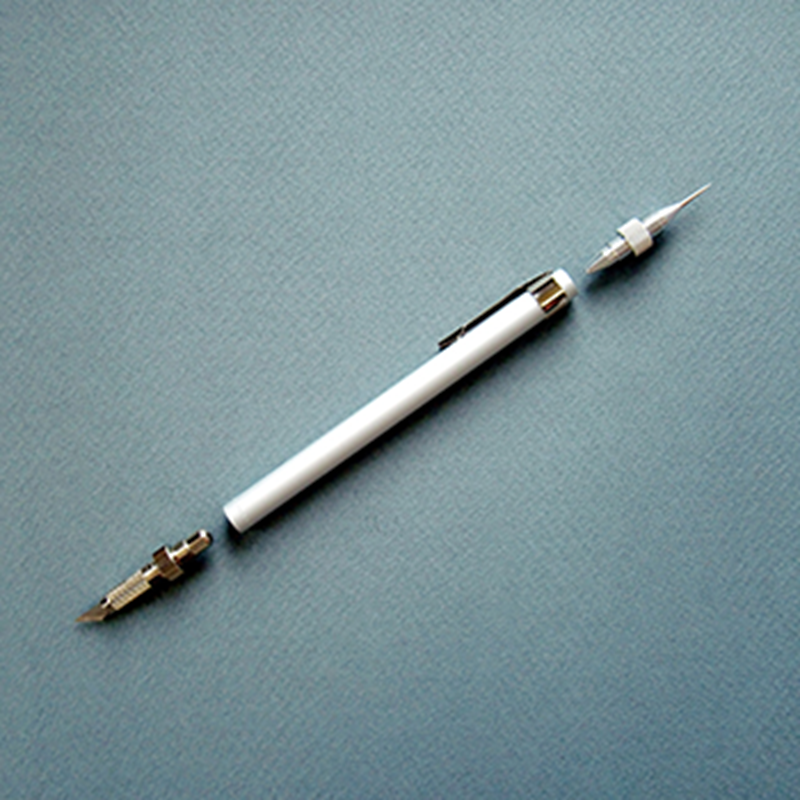 Askarteluveitsi NT-Cutter D-1000P tarkkaan leikkaamiseen